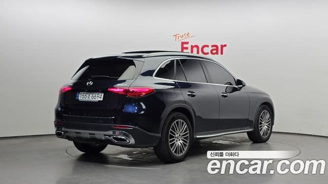 Mercedes-Benz GLC-Class 2023 — ფოტო 2/20