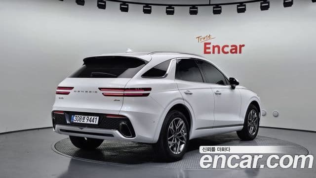 Genesis GV70 2023 — Şəkil 2/20