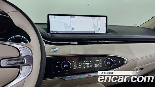 Genesis GV70 2023 — Şəkil 13/20