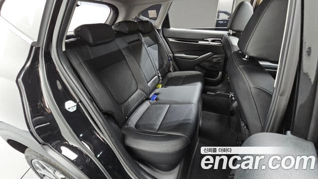 Kia Seltos 2022 — ფოტო 11/20