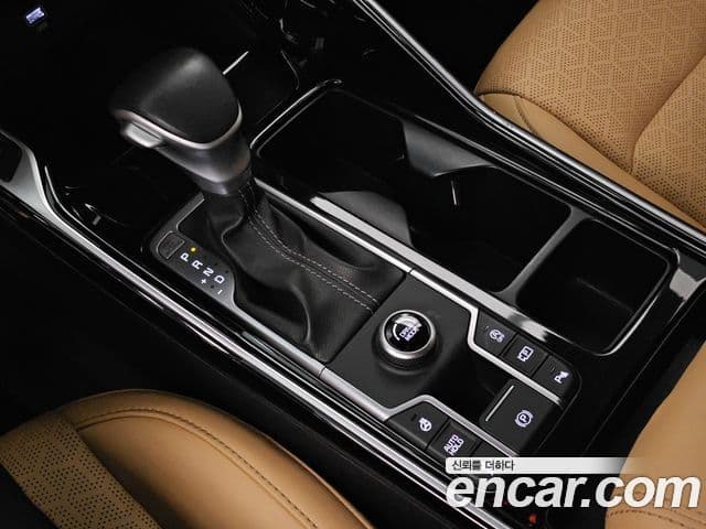 Kia Sorento 2022 — Şəkil 12/20