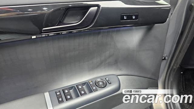 Hyundai Grandeur 2023 — Фото 17/20