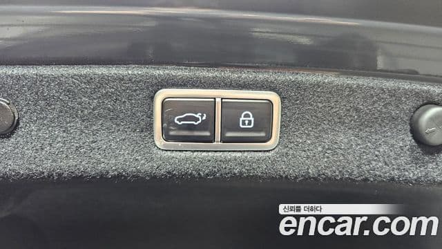 Hyundai Grandeur Hybrid 2023 — ფოტო 12/34