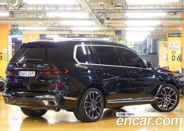 BMW X7 2025 — Şəkil 17/20