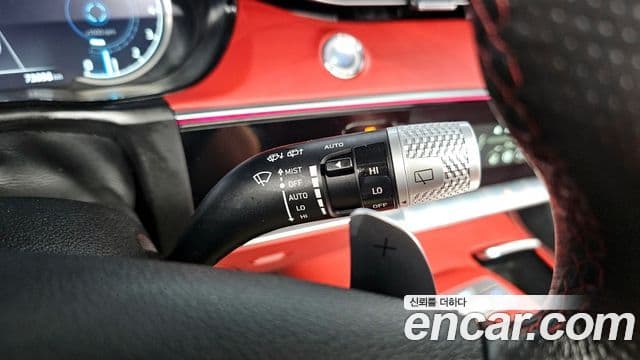 Genesis GV70 2022 — Şəkil 20/31