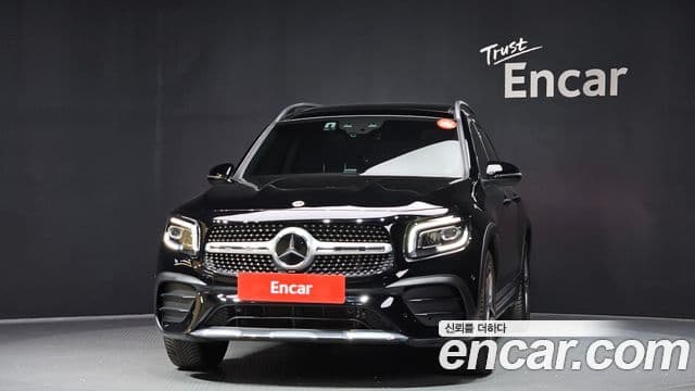Mercedes-Benz GLB-Class 2023 — ფოტო 2/20