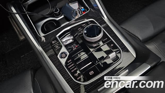 BMW X6 2024 — Photo 18/35
