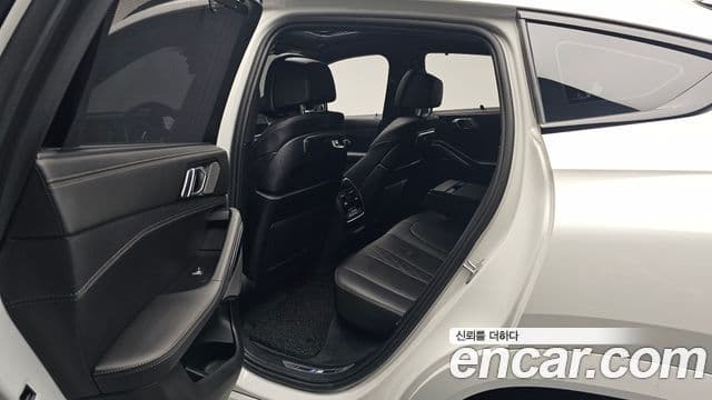 BMW X6 2024 — Photo 33/35