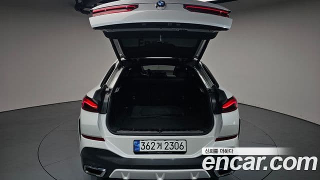 BMW X6 2024 — Photo 24/35