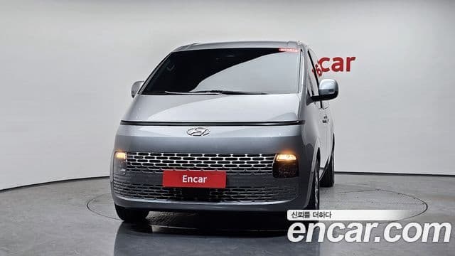 Hyundai Staria 2024 — Фото 3/20