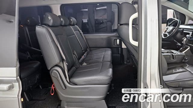 Hyundai Staria 2024 — Фото 11/20