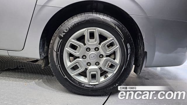 Hyundai Staria 2024 — Şəkil 13/33