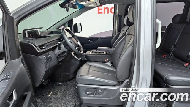 Hyundai Staria 2024 — Şəkil 33/33