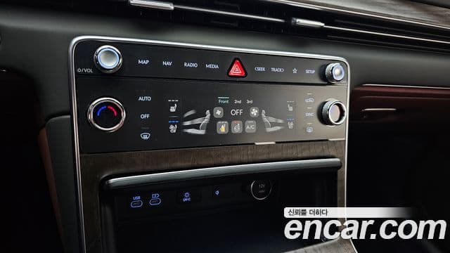 Genesis GV80 2025 — ფოტო 18/20
