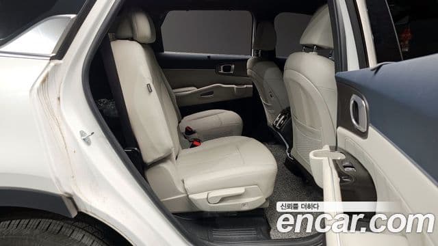 Kia Sorento 2024 — Şəkil 11/20
