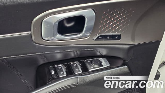 Kia Sorento 2020 — Фото 19/20