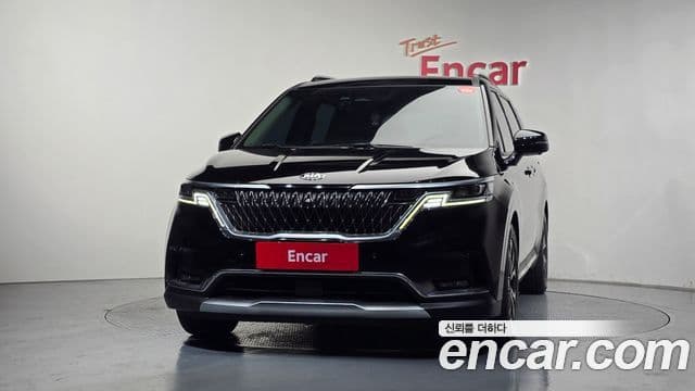Kia Carnival 2021 — Фото 3/20