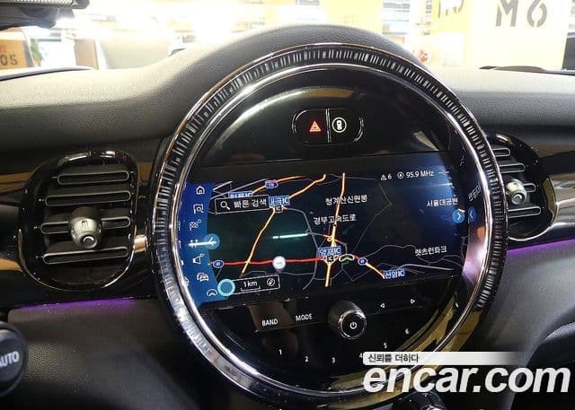 Mini Cooper S 2022 — ფოტო 14/20