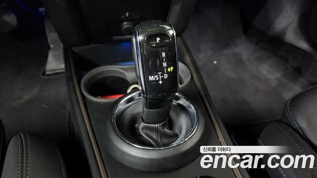 Mini Cooper D Countryman 2022 — ფოტო 6/20