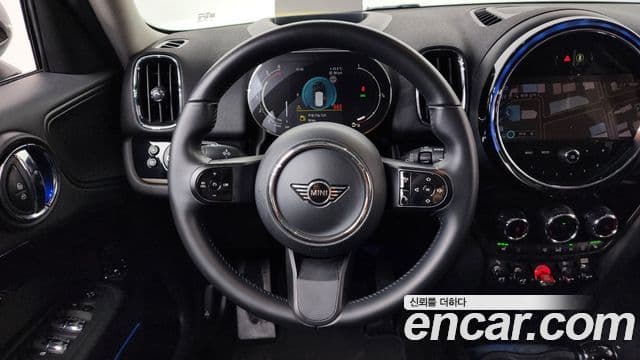 Mini Cooper D Countryman 2022 — ფოტო 3/20