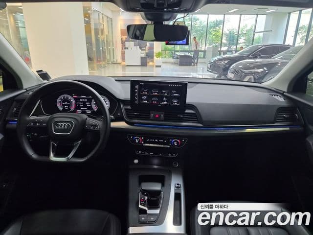 Audi Q5 2023 — ფოტო 6/20