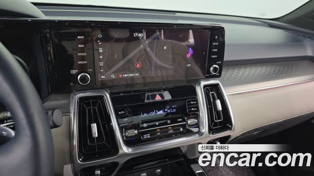 Kia Sorento 2021 — Şəkil 12/20