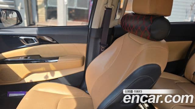 Kia Carnival 2020 — Şəkil 8/14