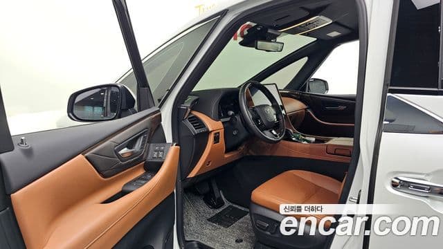 Toyota Alphard 2025 — Şəkil 10/20