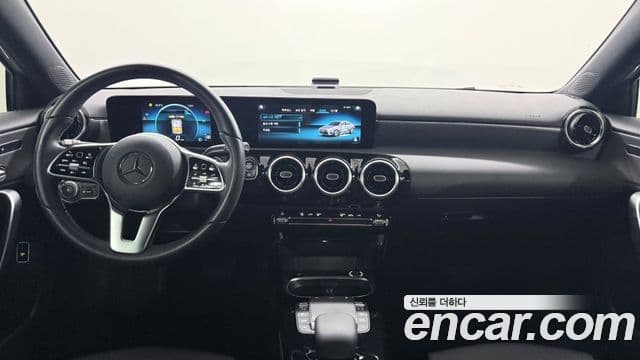 Mercedes-Benz A-Class 2021 — ფოტო 6/20