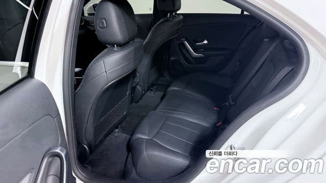 Mercedes-Benz A-Class 2021 — ფოტო 9/20