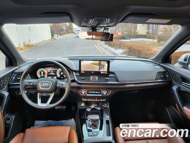 Audi Q5 2022 — ფოტო 6/20
