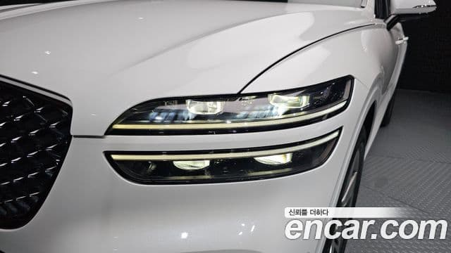 Genesis GV70 2022 — Photo 10/34