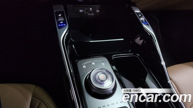 Kia Sorento 2024 — ფოტო 7/20