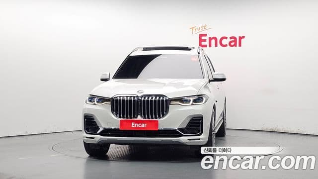 BMW X7 2021 — Photo 3/20