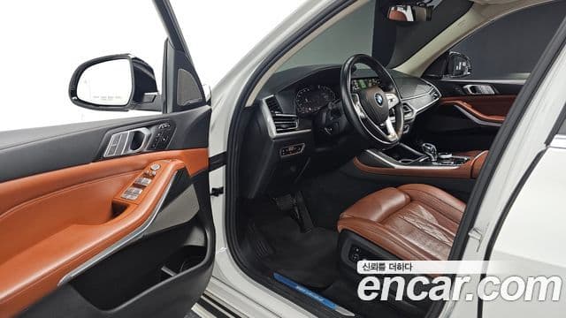 BMW X7 2021 — Photo 5/20