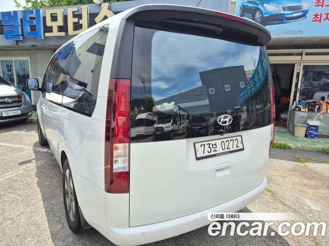 Hyundai Staria 2021 — Şəkil 2/20