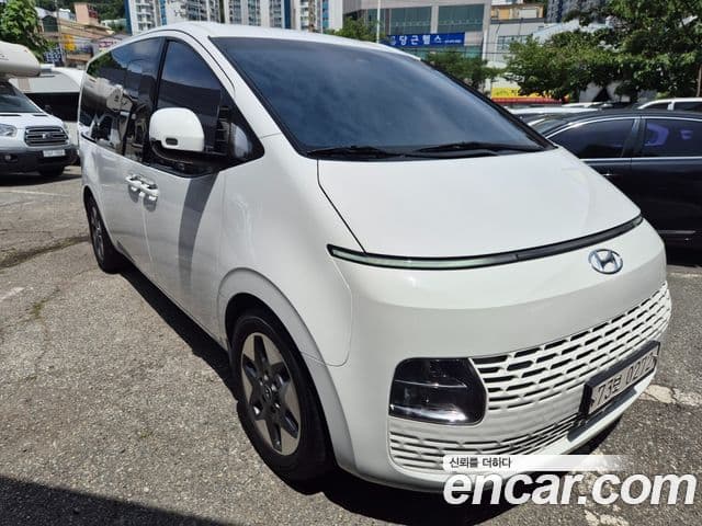 Hyundai Staria 2021 — Şəkil 10/20