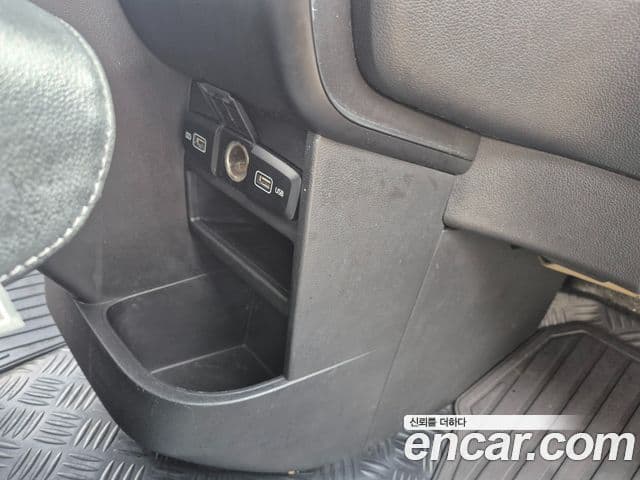 Hyundai Staria 2021 — Şəkil 19/20