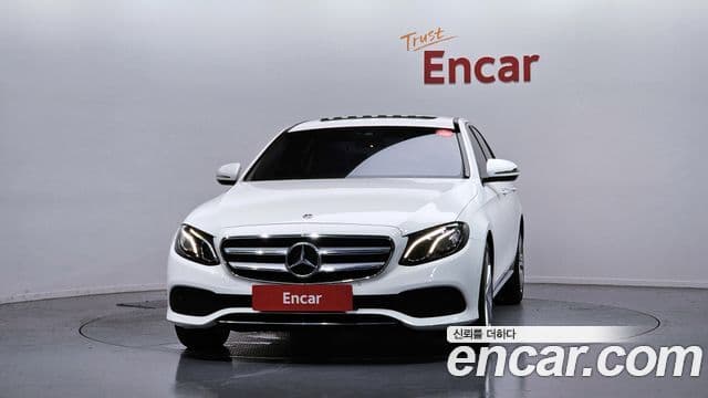 Mercedes-Benz E-Class 2018 — ფოტო 3/20