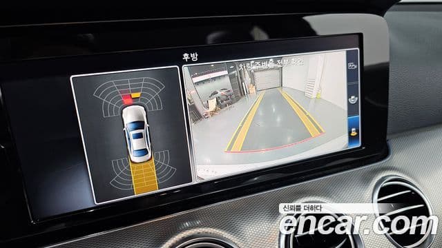 Mercedes-Benz E-Class 2018 — ფოტო 14/20