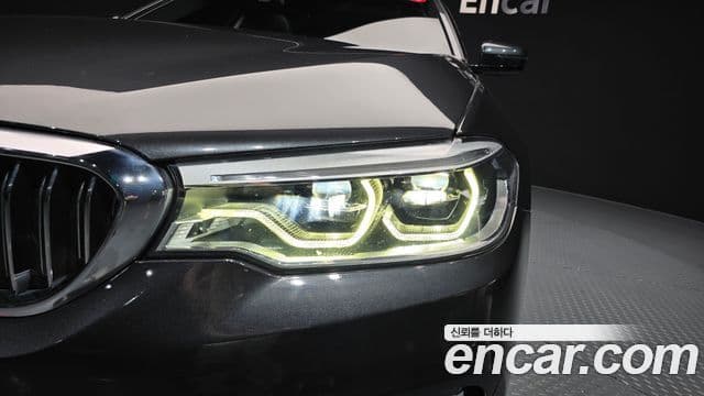 BMW 5 Series 2018 — Photo 5/32