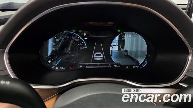Genesis Electrified G80 2020 — Şəkil 8/20
