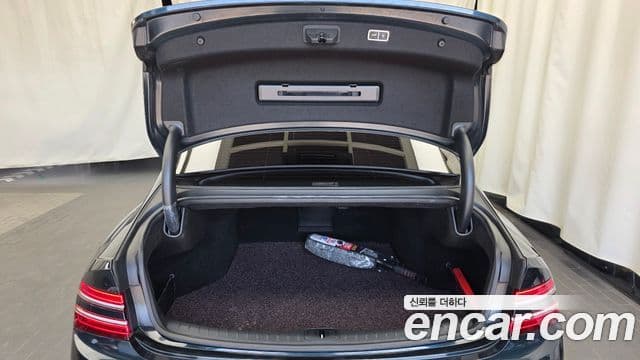 Genesis Electrified G80 2020 — Şəkil 20/20
