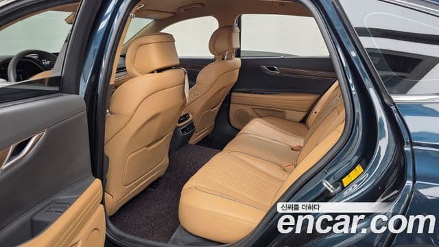Genesis G80 2020 — Photo 17/38