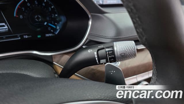 Genesis G80 2020 — Photo 8/38