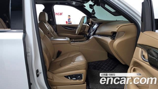 Cadillac Escalade 2020 — Şəkil 12/20