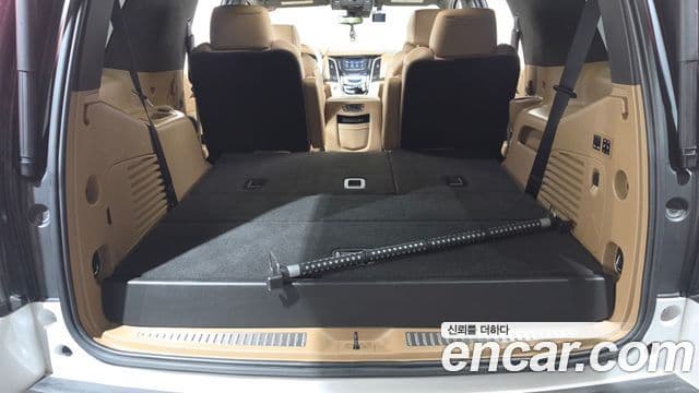 Cadillac Escalade 2020 — Şəkil 20/20