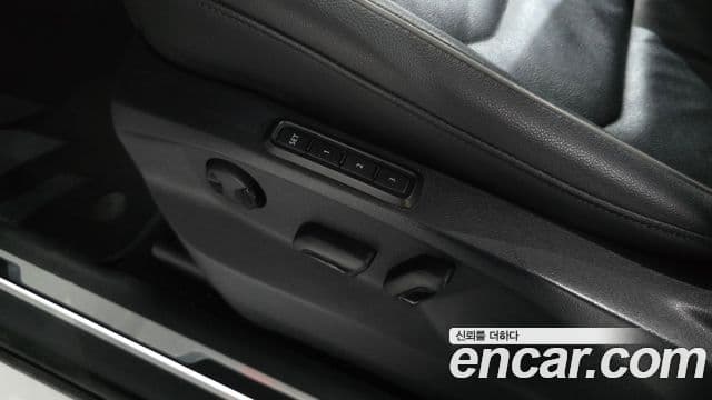 Volkswagen Tiguan 2018 — Фото 17/20