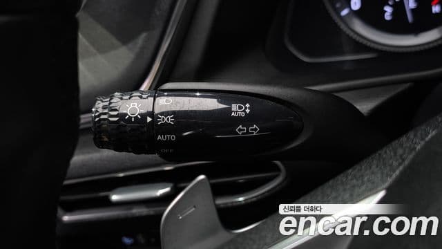 Hyundai Sonata Hybrid 2019 — Photo 20/33