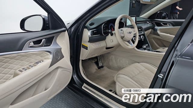 Genesis G70 2018 — ფოტო 11/20